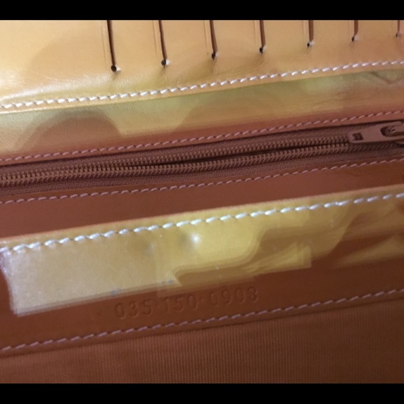 Vintage Authentic Gucci Long Wallet with Coin Purse - Picture 5 of 6